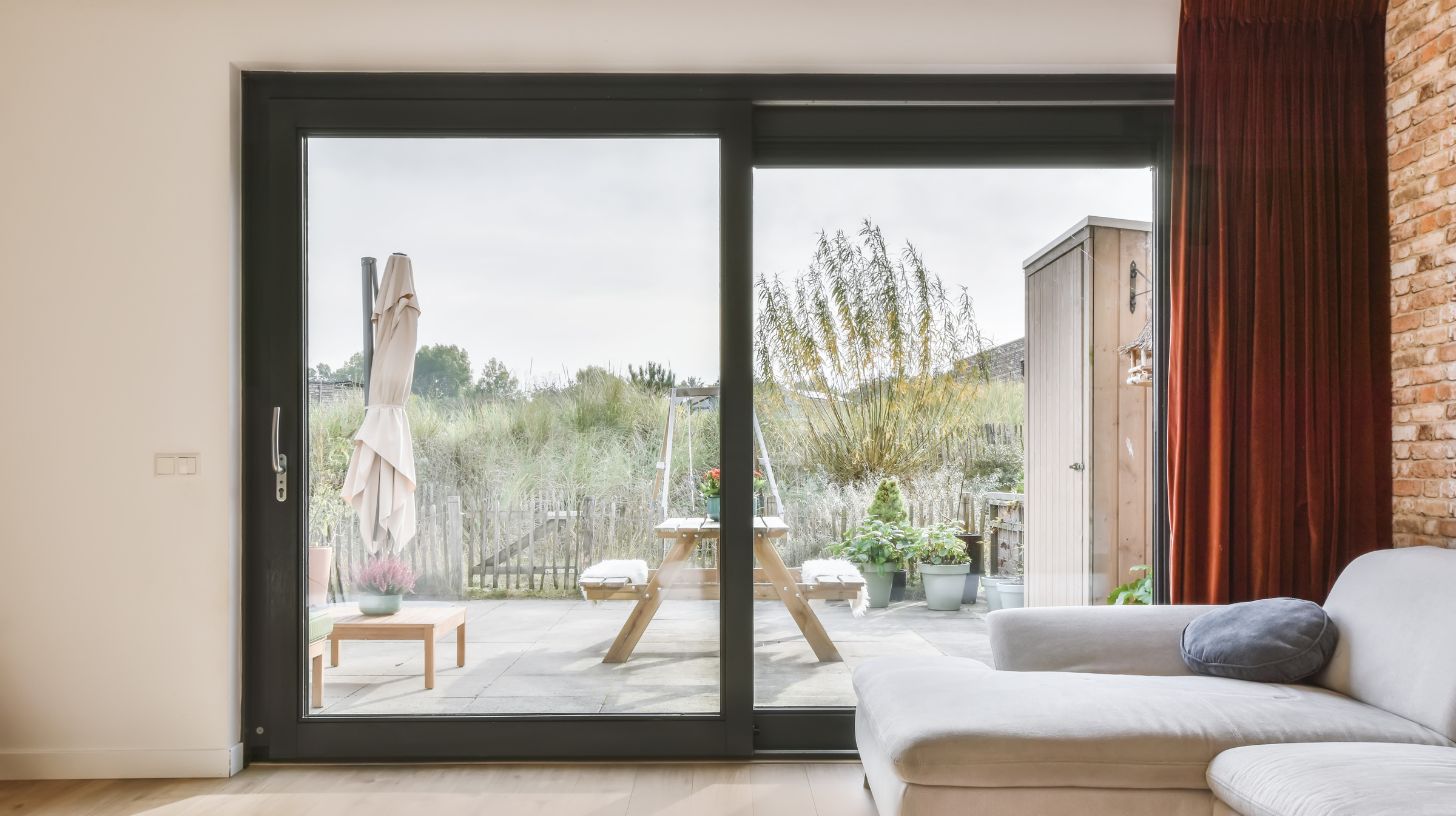 a lift and slide door