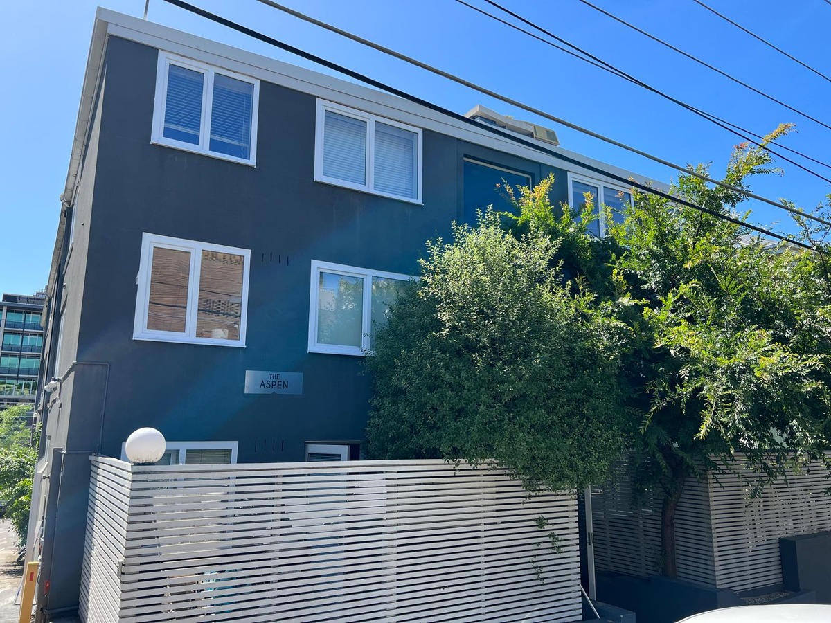 insulated strata windows